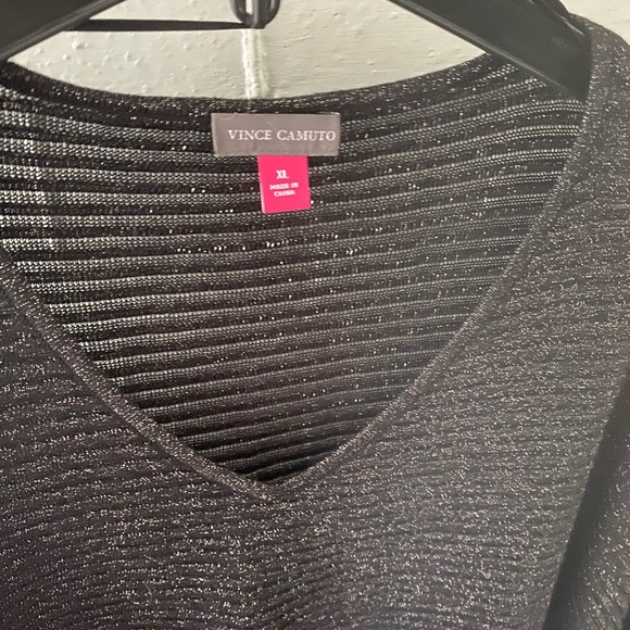 NWT Sz XL Vince Camuto V-neck Sweater - Picture 2 of 6